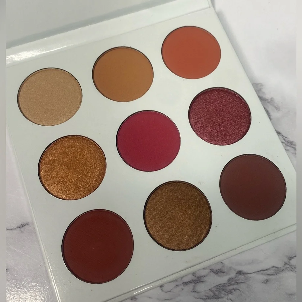 Kylie Cosmetics The‎ Burgundy Eyeshadow Palette